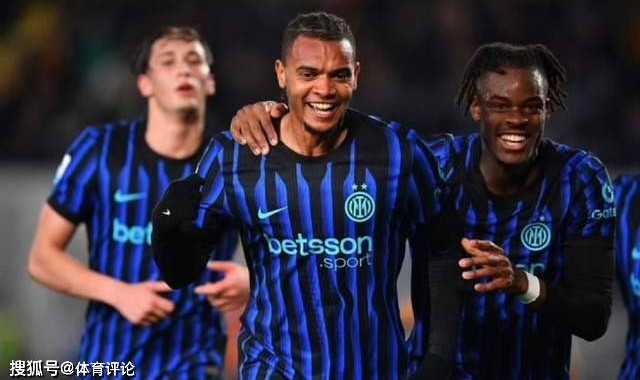 一场2-0！国际米兰全取三分，5000万欧元身价左后卫，闪耀全场