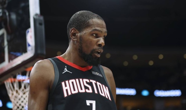 火箭末节大崩盘命门再现 主力提前透支错在乌度卡？