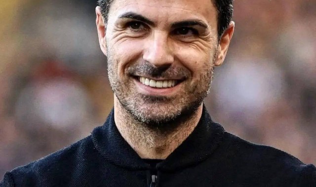 西甲英超双雄齐发力，巴萨阿森纳携手晋级四强，共同冲刺赛季四冠王梦