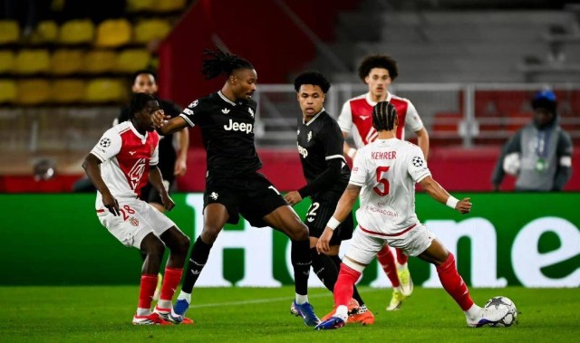 2-0也出局，2-3被绝杀！意甲欧冠一夜全军覆没，孔蒂宿命难破，直通名额全丢